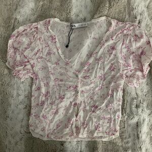 ZARA White Sheer Pink Floral V-Neck Puff Sleeve Button Top